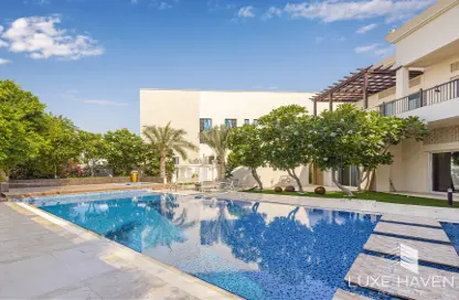 Villa - 5 Bedrooms for rent in Sector P - Emirates Hills - Dubai