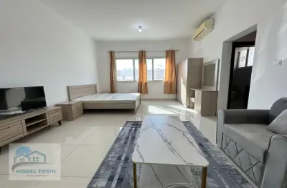 Apartment - 1 Bathroom for rent in Masdar City - Abu Dhabi