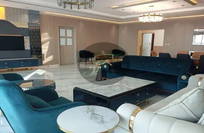 Penthouse - 4 Bedrooms - 6 Bathrooms for rent in Elite Residence - Dubai Marina - Dubai