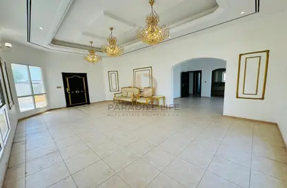 Villa - 5 Bedrooms - 7 Bathrooms for rent in Nad Al Hamar Avenues - Nadd Al Hammar - Dubai