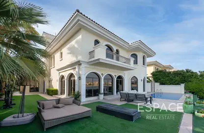 Villa - 5 Bedrooms - 6 Bathrooms for sale in Garden Homes Frond L - Garden Homes - Palm Jumeirah - Dubai