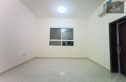 Apartment - 1 Bathroom for rent in Mohammed Villas 6 - Mohamed Bin Zayed City - Abu Dhabi