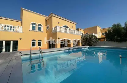 Villa - 5 Bedrooms - 6 Bathrooms for rent in Legacy - Jumeirah Park - Dubai