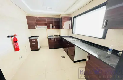 Apartment - 1 Bedroom - 2 Bathrooms for rent in Royal JVC Building - Jumeirah Village Circle - Dubai