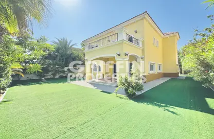 Villa - 3 Bedrooms - 5 Bathrooms for rent in Legacy - Jumeirah Park - Dubai