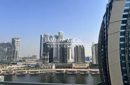 Apartment - 2 Bedrooms - 2 Bathrooms for rent in Vera Residences - Business Bay - Dubai