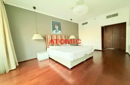 Apartment - 2 Bedrooms - 3 Bathrooms for rent in Burj Al Nujoom - Downtown Dubai - Dubai