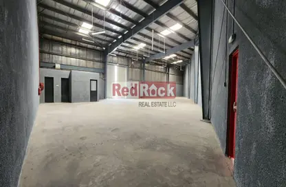 Warehouse - Studio - 1 Bathroom for rent in Jebel Ali - Dubai