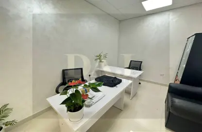 Business Centre - Studio - 1 Bathroom for rent in Al Rostamani Building - Port Saeed - Deira - Dubai