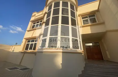 Villa - 4 Bedrooms - 5 Bathrooms for rent in Mohamed Bin Zayed Centre - Mohamed Bin Zayed City - Abu Dhabi