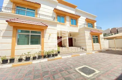 Villa - 4 Bedrooms - 5 Bathrooms for rent in Khalifa City A - Khalifa City - Abu Dhabi