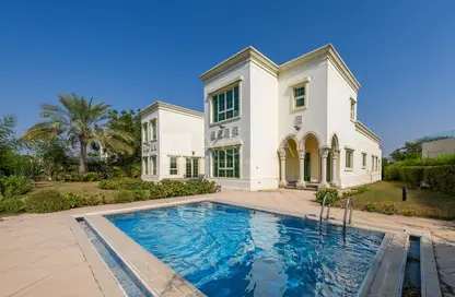 Villa - 5 Bedrooms - 7 Bathrooms for sale in Master View - European Clusters - Jumeirah Islands - Dubai