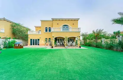 Villa - 5 Bedrooms - 6 Bathrooms for sale in Jumeirah Park Homes - Jumeirah Park - Dubai