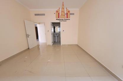 Apartment - 1 Bedroom - 2 Bathrooms for rent in Muwailih Building - Muwaileh - Sharjah