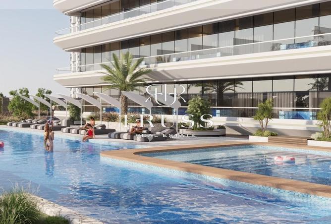 Apartment - 1 Bedroom - 2 Bathrooms for sale in Samana Ivy Gardens 2 - Dubai Residence Complex - Dubai