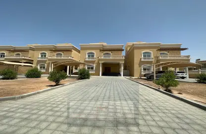 Villa - 4 Bedrooms - 5 Bathrooms for rent in Mohamed Bin Zayed Centre - Mohamed Bin Zayed City - Abu Dhabi