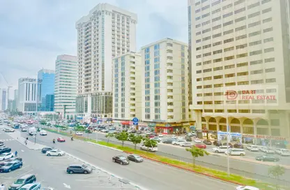 Apartment - 3 Bedrooms - 4 Bathrooms for rent in Emirates Tower - Hamdan Street - Abu Dhabi