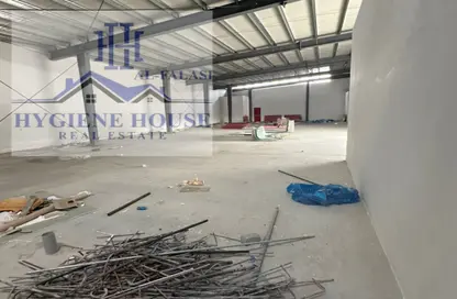 Warehouse - Studio - 4 Bathrooms for rent in Umm Al Thuoob - Umm Al Quwain