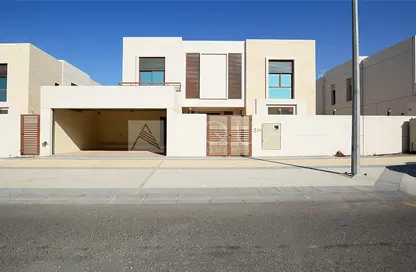 Villa - 5 Bedrooms - 7 Bathrooms for rent in Millennium Estates - Meydan Gated Community - Meydan - Dubai