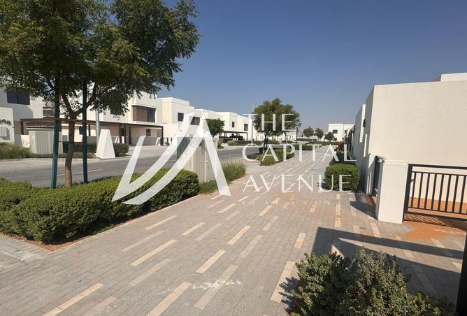 Villa - 5 Bedrooms - 6 Bathrooms for rent in Noya Luma - Noya - Yas Island - Abu Dhabi