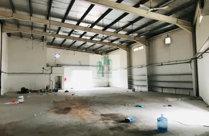 Warehouse - Studio - 2 Bathrooms for sale in RAS - Umm Ramool - Dubai