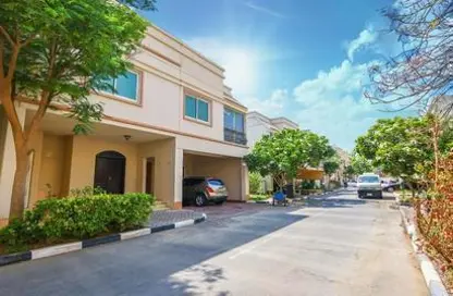 Villa - 4 Bedrooms - 5 Bathrooms for rent in Seashore - Rabdan - Abu Dhabi