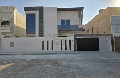 Villa - 5 Bedrooms - 7 Bathrooms for sale in Ajman Hills - Al Alia - Ajman