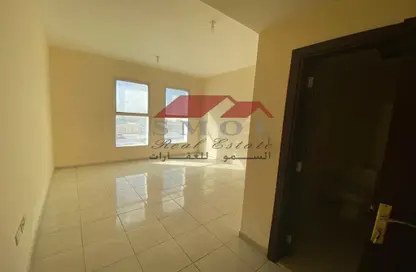 Apartment - 1 Bedroom - 2 Bathrooms for rent in Shabiya 12 - Shabiya - Mussafah - Abu Dhabi