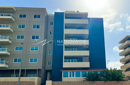 Apartment - 3 Bedrooms - 4 Bathrooms for sale in Tower 25 - Al Reef Downtown - Al Reef - Abu Dhabi