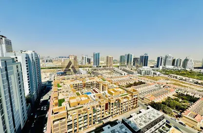 Apartment - 2 Bedrooms - 2 Bathrooms for sale in Central Park Tower - Jumeirah Village Circle - Dubai