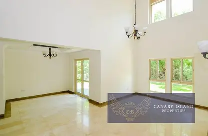 Villa - 4 Bedrooms - 5 Bathrooms for sale in Entertainment Foyer - Oasis Clusters - Jumeirah Islands - Dubai