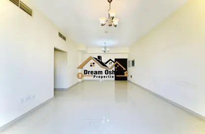 Apartment - 2 Bedrooms - 3 Bathrooms for rent in Al Khair Building - Dubai Silicon Oasis - Dubai