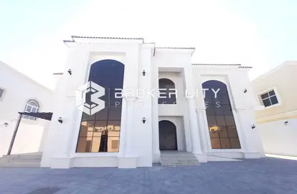 Villa - 7 Bedrooms for rent in Madinat Al Riyad - Abu Dhabi