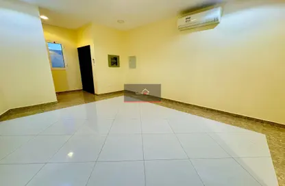 فيلا - 2 غرف نوم - 2 حمامات للايجار في مركز محمد بن زايد - مدينة محمد بن زايد - أبوظبي