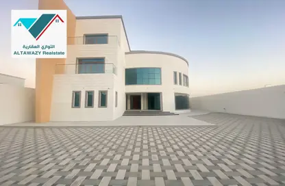 Villa - 7 Bedrooms for rent in Madinat Al Riyad - Abu Dhabi