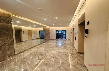 Apartment - 1 Bathroom for rent in Al Hamriya Building - Bur Dubai - Dubai