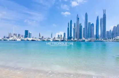 Apartment - 2 Bedrooms - 2 Bathrooms for sale in Palace Beach Residence - EMAAR Beachfront - Dubai Harbour - Dubai