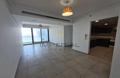 Apartment - 3 Bedrooms - 3 Bathrooms for rent in Goldcrest Views 2 - JLT Cluster J - Jumeirah Lake Towers - Dubai