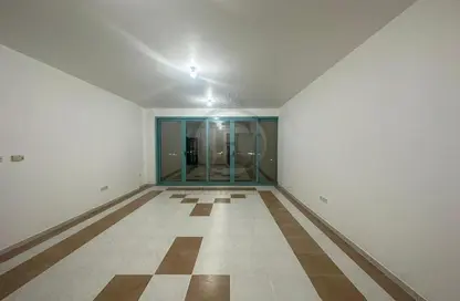 Apartment - 3 Bedrooms - 3 Bathrooms for rent in Dalma Residence - Hamdan Street - Abu Dhabi