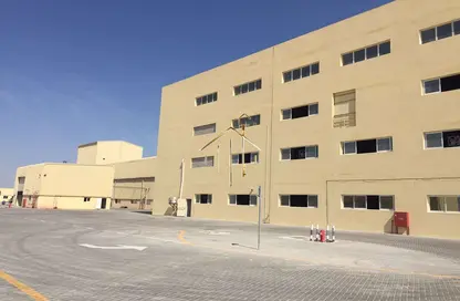 Factory - Studio - 7 Bathrooms for sale in Al Samha - Abu Dhabi