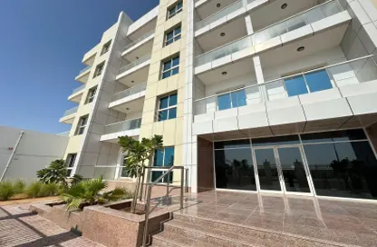 Apartment - 2 Bedrooms - 2 Bathrooms for sale in The LAX - Dubai South (Dubai World Central) - Dubai