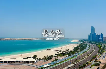 Duplex - 3 Bedrooms - 5 Bathrooms for rent in Cornich Al Khalidiya - Al Khalidiya - Abu Dhabi