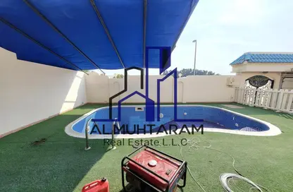 Villa - 4 Bedrooms - 6 Bathrooms for rent in Al Fisht - Al Heerah - Sharjah