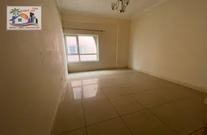 Apartment - 1 Bathroom for rent in Al Majaz 3 - Al Majaz - Sharjah