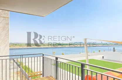 Apartment - 2 Bedrooms - 2 Bathrooms for rent in Waters Edge - Yas Island - Abu Dhabi