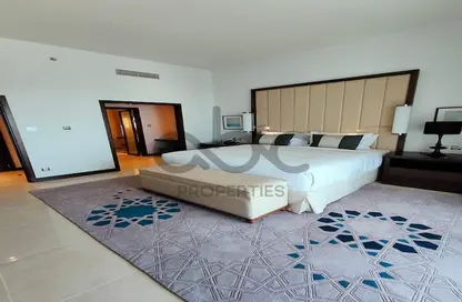 Apartment - 1 Bedroom - 2 Bathrooms for sale in Fairmont Marina Residences - The Marina - Abu Dhabi