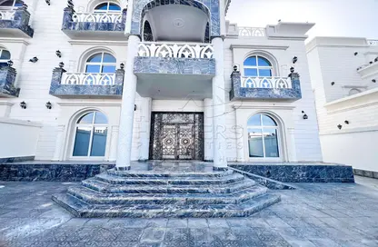 Villa - 7 Bedrooms for rent in Shakhbout City - Abu Dhabi