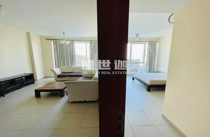 Apartment - 1 Bedroom - 2 Bathrooms for rent in Park Terrace - Dubai Silicon Oasis - Dubai