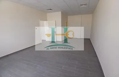 Apartment - 2 Bedrooms - 2 Bathrooms for rent in Al Jurf Industrial 2 - Al Jurf Industrial - Ajman