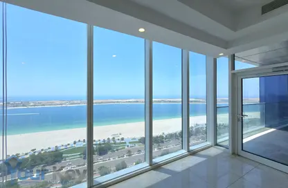 Apartment - 3 Bedrooms - 5 Bathrooms for rent in Baynuna Tower 2 - Corniche Road - Abu Dhabi